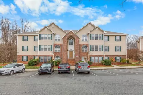 612 Mill Pond Ct, Winston Salem, NC 27106