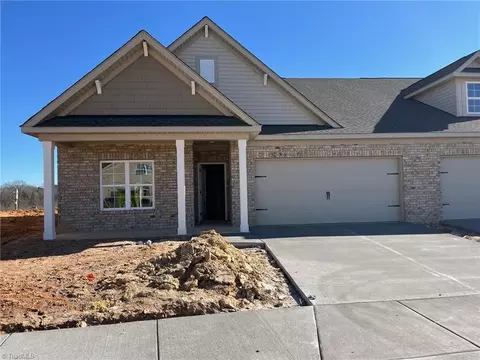 3534 Townland Cir, Clemmons, NC 27012
