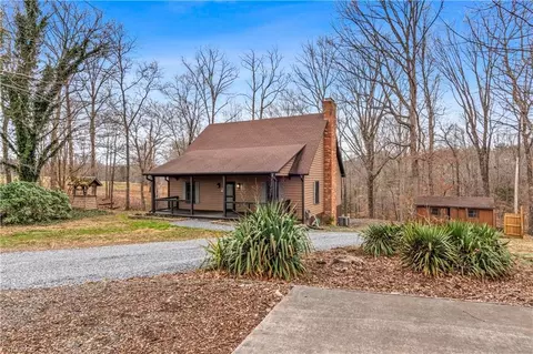 3012 Bethel Church Rd, Yadkinville, NC 27055