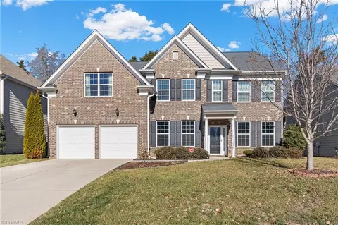 4427 Saddlewood Club Dr, High Point, NC 27265