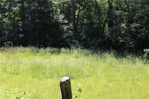 7220 E Fork Rd, High Point, NC 27265 photo 1