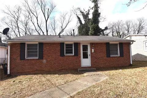 1608 Emerald St, Winston Salem, NC 27105