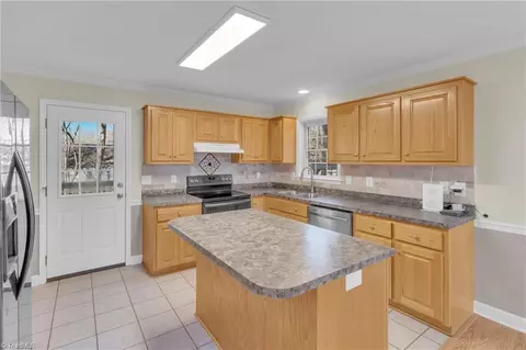 Kitchen - 2403 Regency Dr, Randleman, NC 27317 photo 2 of 5