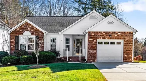 2 Cardwell Pt, Greensboro, NC 27407