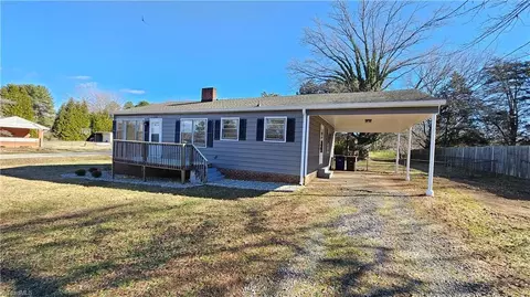 325 Stewart Rd, Winston Salem, NC 27107