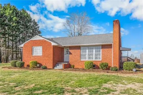 1104 Lone Hickory Rd, Yadkinville, NC 27055