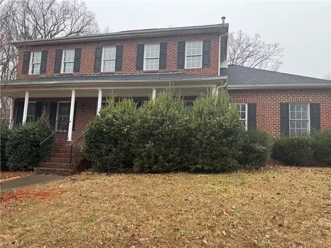 110 Chestnut Hill Ct, Winston Salem, NC 27106