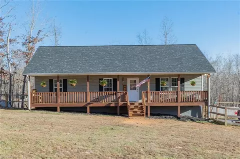 3659 Old Mountain Rd, Lexington, NC 27292