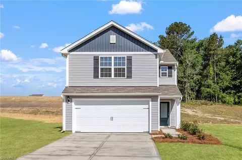 3423 Robindale Dr, Winston Salem, NC 27107