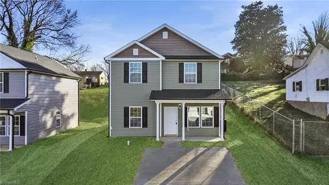 858 12th St W, Winston Salem, NC 27105