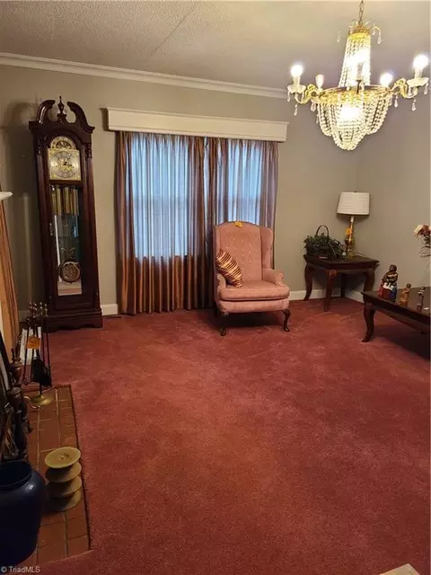 Living - 206 Moore Ave E, High Point, NC 27263 photo 1 of 1