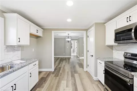 Entry Way - 585 K Fork Rd, Madison, NC 27025 photo 5 of 6