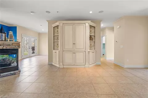 Living - 2365 Addison Blvd, High Point, NC 27262 photo 2 of 4