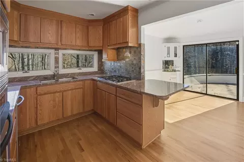 273 Olde Pilot Trl, Pilot Mountain, NC 27041 photo 7