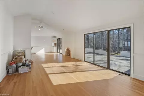273 Olde Pilot Trl, Pilot Mountain, NC 27041 photo 17