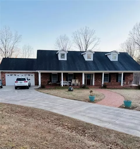 1473 Rierson Rd, Tobaccoville, NC 27050