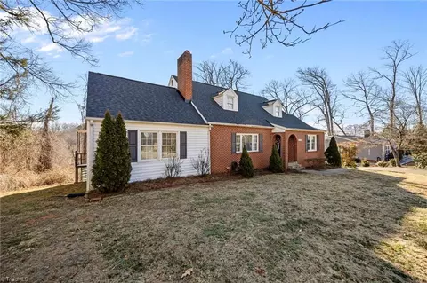 254 Hillcrest Dr, Elkin, NC 28621 photo 38