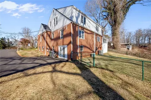 254 Hillcrest Dr, Elkin, NC 28621 photo 33