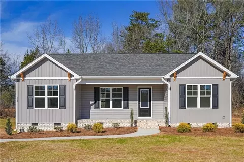 529 Grooms Rd, Reidsville, NC 27320