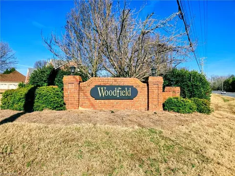 7904 Merrick Ct, Greensboro, NC 27409