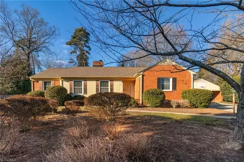 531 Hillwood Ct, Greensboro, NC 27410
