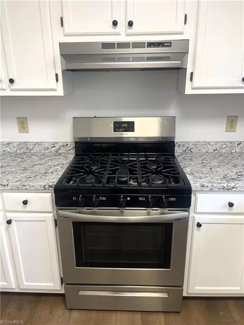 Kitchen - 1328 Council St E, Salisbury, NC 28146 photo 2 of 2
