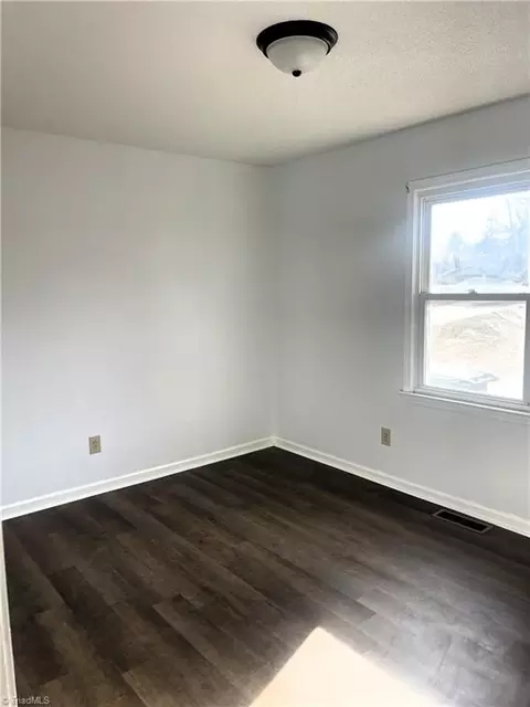 Bedroom - 1328 Council St E, Salisbury, NC 28146 photo 2 of 3