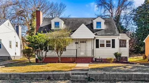 2939 NE Gilmer Ave, Winston Salem, NC 27105