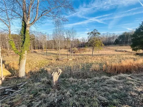 tbd Asbury Rd, Mount Airy, NC 27030