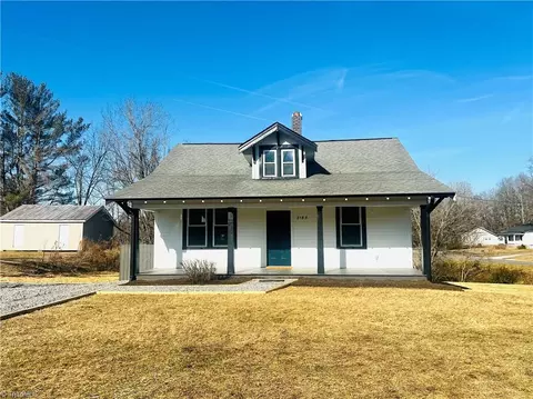 2183 Westfield Rd, Mount Airy, NC 27030