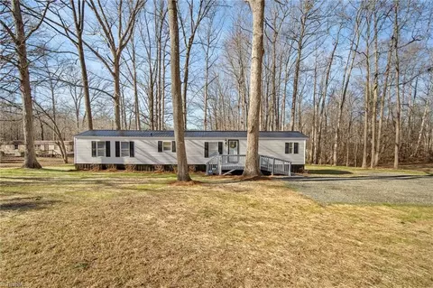 195 Sonora Dr, Advance, NC 27006