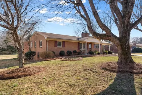 1343 Bethania Rural Hall Rd, Winston Salem, NC 27106