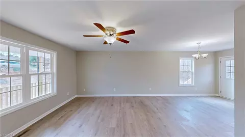 Living - 4700 Beau Ct, Trinity, NC 27370 photo 2 of 6