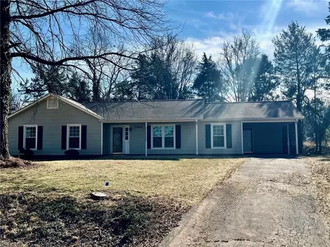 1783 Ryefield Ct, Kernersville, NC 27284