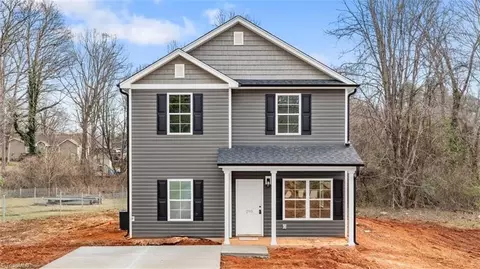 295 Lindbergh St, Winston Salem, NC 27104