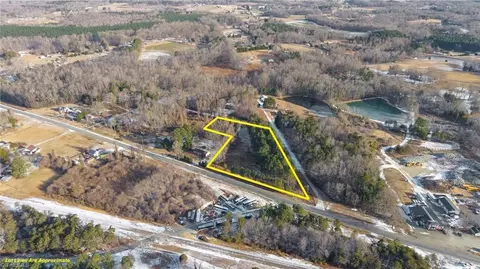 5600 Skyline Ave, Julian, NC 27283 photo 4