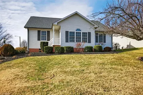 1978 Waccamaw Path, Winston Salem, NC 27127