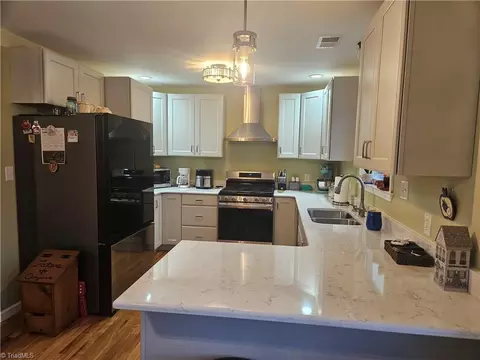 Kitchen - 925 Mountainview Rd, King, NC 27021 photo 2 of 2