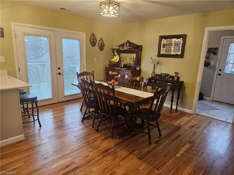 Dining - 925 Mountainview Rd, King, NC 27021 photo 1 of 2