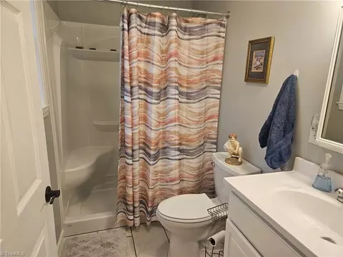 Bath - 925 Mountainview Rd, King, NC 27021 photo 1 of 3