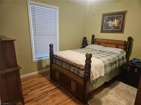 Bedroom - 925 Mountainview Rd, King, NC 27021 photo 4 of 5