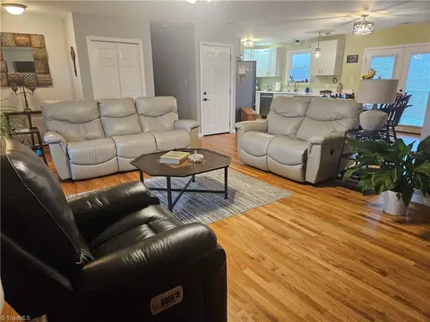 Living - 925 Mountainview Rd, King, NC 27021 photo 4 of 5