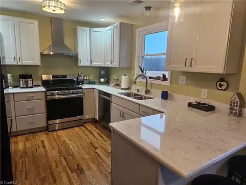 Kitchen - 925 Mountainview Rd, King, NC 27021 photo 1 of 2