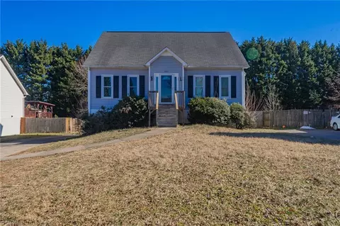 3917 Quillmark Ct, Winston Salem, NC 27127