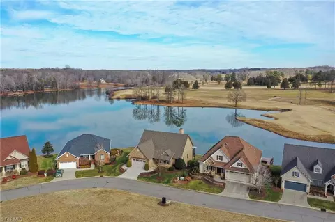 177 Reserve Dr, Mocksville, NC 27028