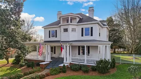 521 Patrick St, Eden, NC 27288