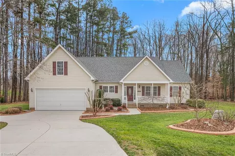 3008 Reese Pond Ct, Browns Summit, NC 27214