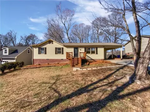147 Dove Meadows Dr, Archdale, NC 27263
