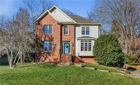 325 Stonebrook Ln, Winston Salem, NC 27104