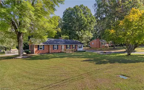 208 Mountain View Rd, King, NC 27021 photo 32